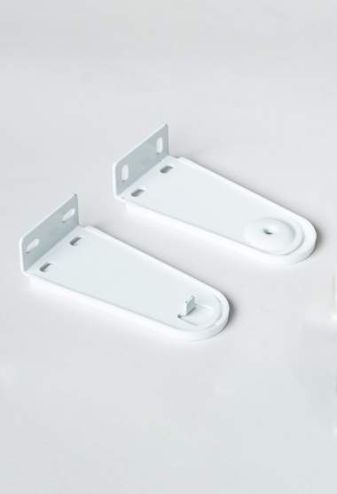 Soporte extralargo blanco para estores detalle